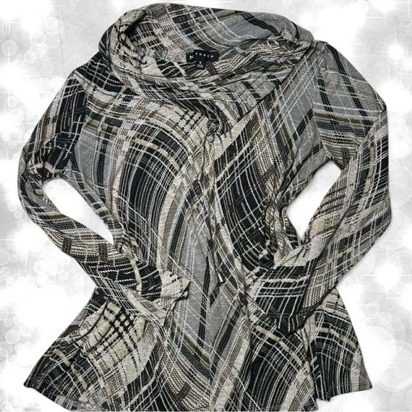 N Touch Boho Aesthetic Minimalist Abstract Long Sleeve Cowl Neck Top - Picture 3 of 7